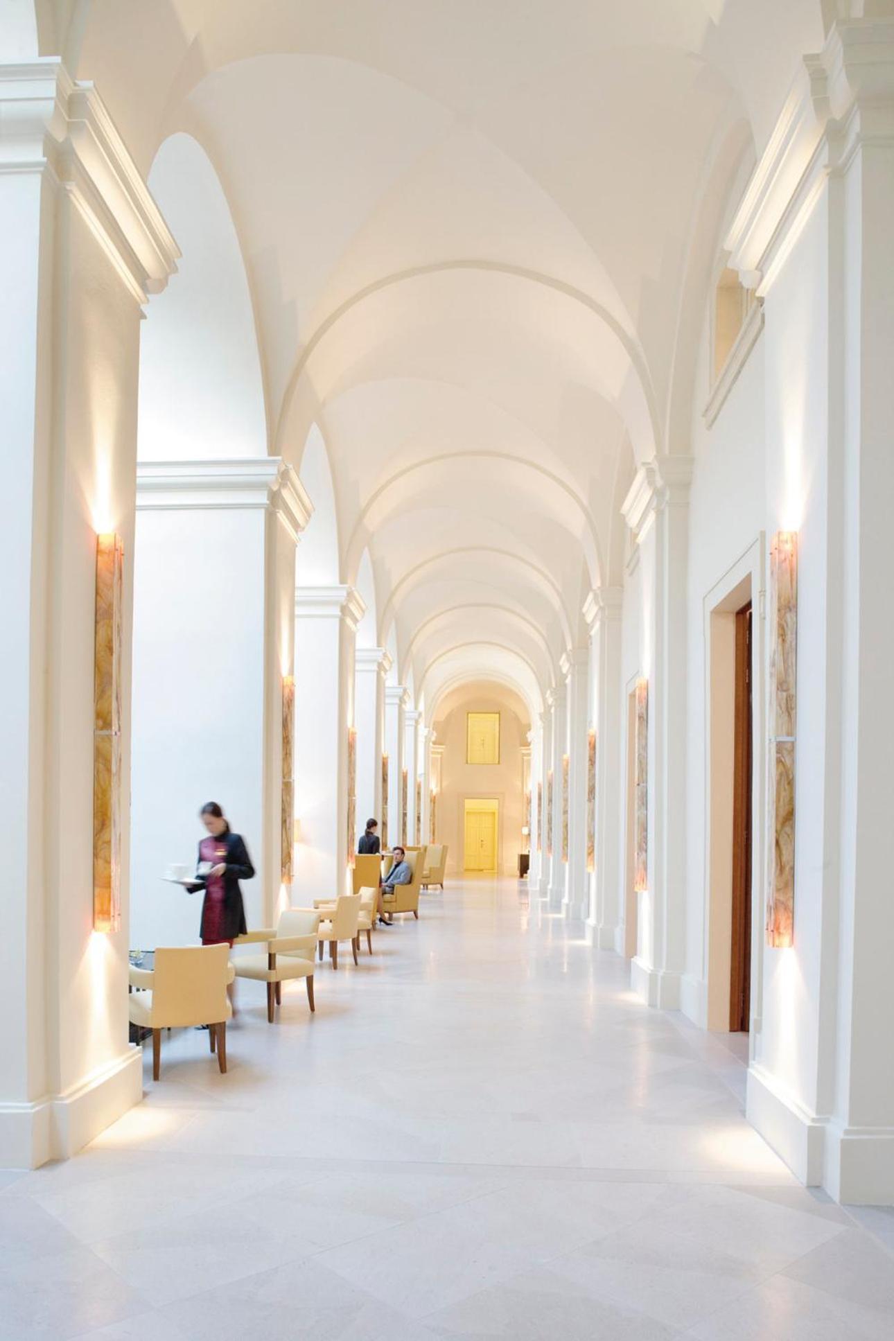 Mandarin Oriental, Prague Hotel Exterior photo