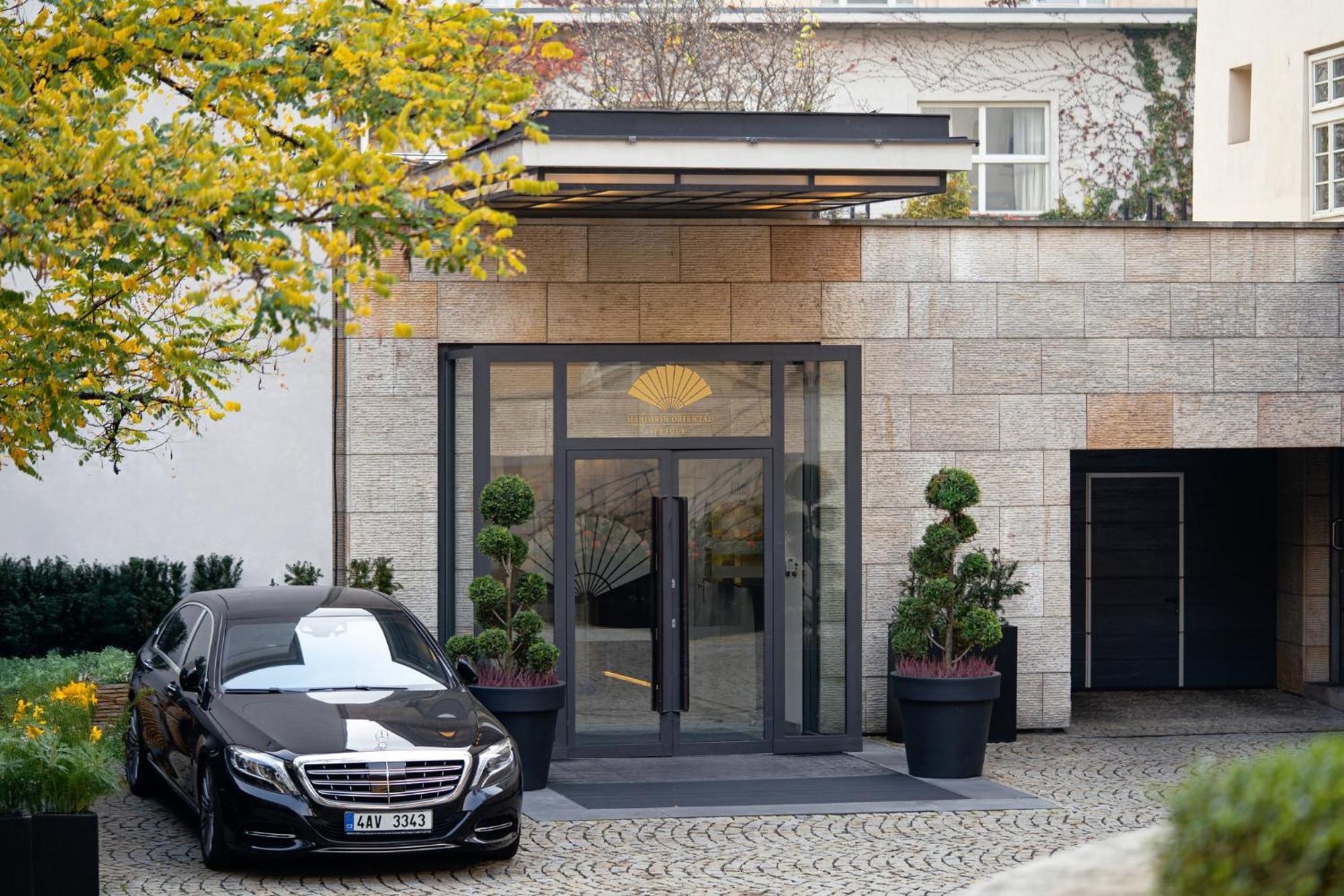 Mandarin Oriental, Prague Hotel Exterior photo